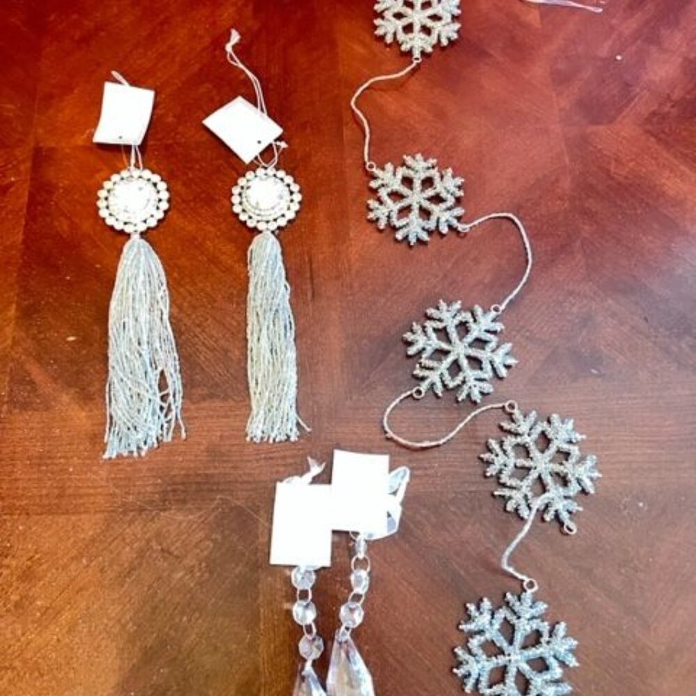 Set Of 3 Silver Crystal Ornaments & Tassel Drops elegant christmas decoration‎